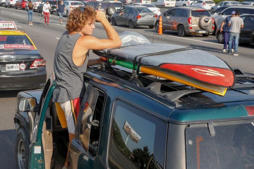 El surfer detenido cuando regresaba de Brasil en camioneta. Después, se fugó a Oestende. 