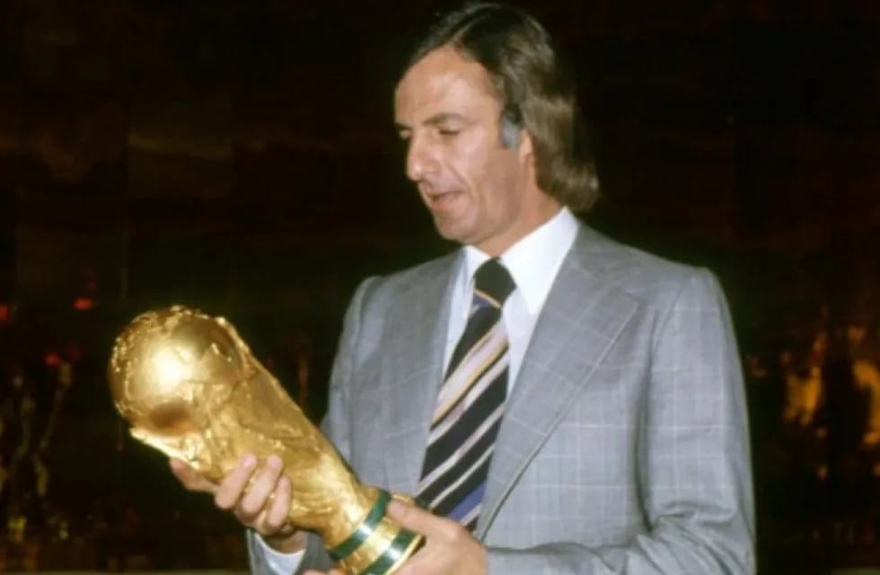 Con la Copa del Mundo, nada menos. César Luis Menotti, el primer técnico campeón con Argentina (La Voz archivo).