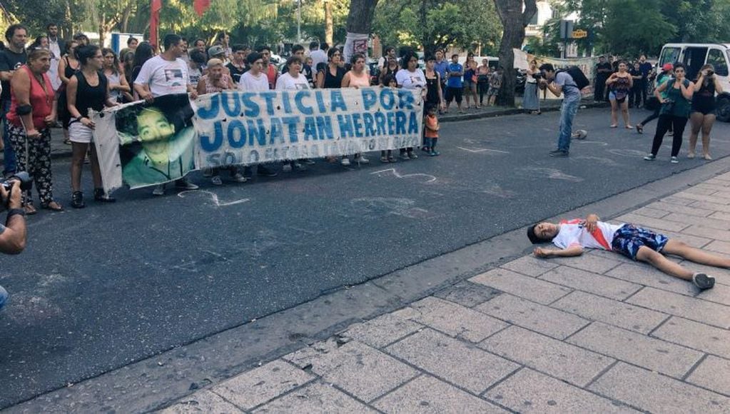 La liberación del último detenido por el caso Jonatan Herrera fue repudiado por la Multisectorial contra la Violencia Institucional.