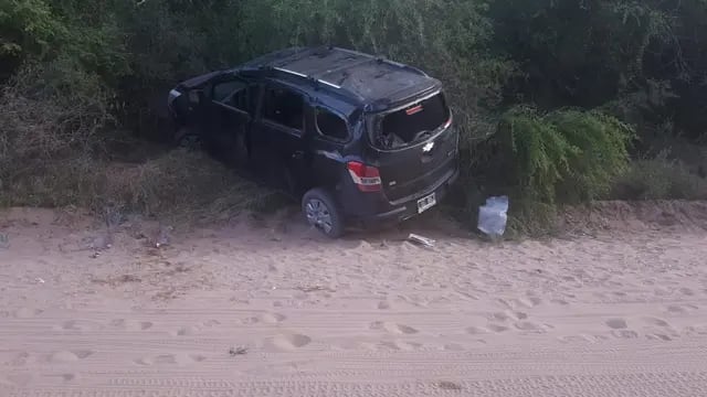 Accidente camino a Ñandubaysal