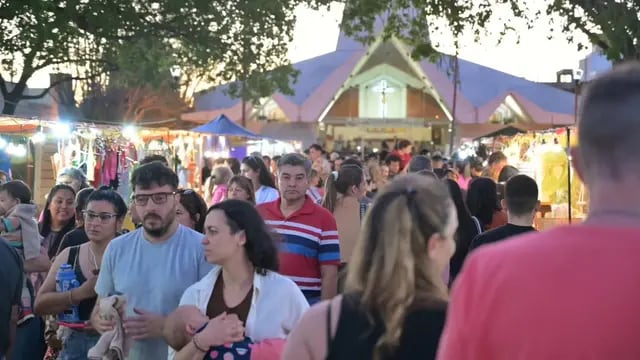 Feria Artesanias Arroyito 2023