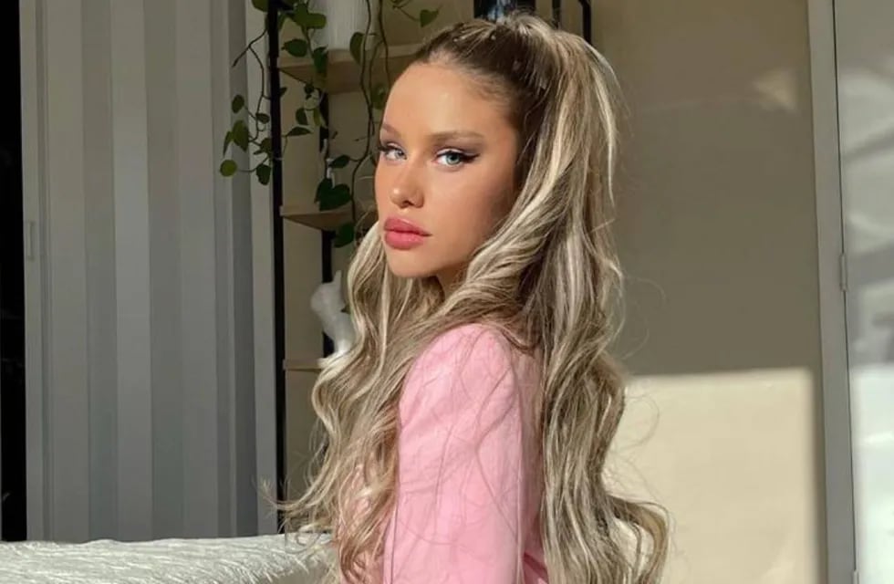 Agustina Añon paralizó Instagram con un look total pink y dejó sin palabras a sus fans.  (Foto: Instagram)
