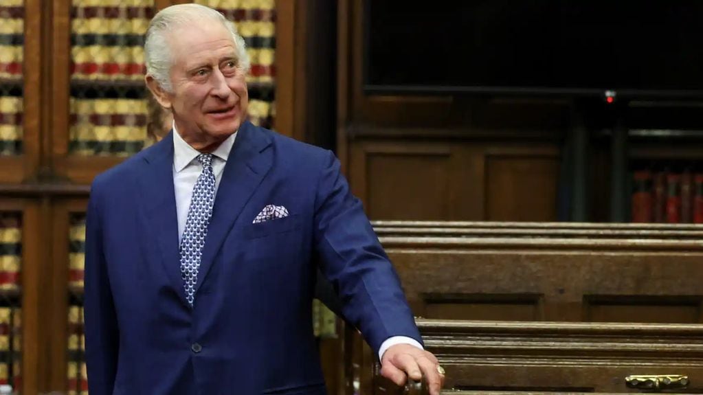 Carlos III confirmó que tiene cáncer a principio de este 2024 y su salud estaría empeorando.