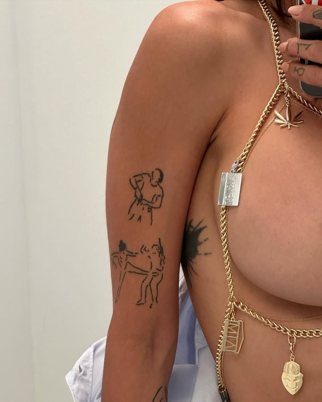 Mia Khalifa paralizó las redes con un look para el infarto