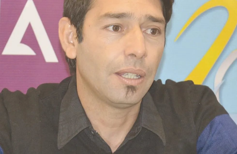 director de Juventud zona sur,  Alberto Arias