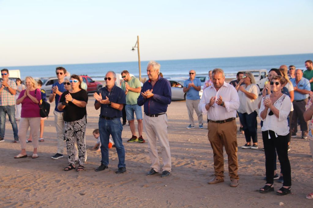 Con la apertura de la Oficina de Turismo se inauguró la temporada de verano en Orense