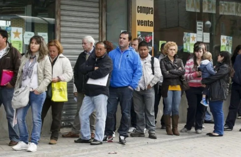 La oferta de trabajo bajó 40 por ciento en Neuquén