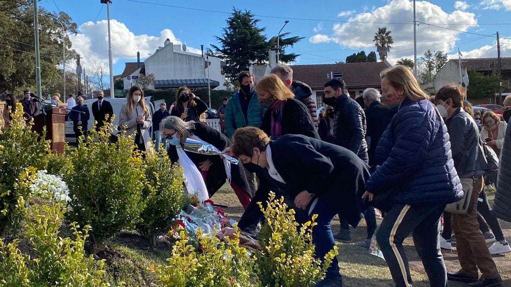 Así fue el homenaje a los fallecidos por coronavirus en Tandil.