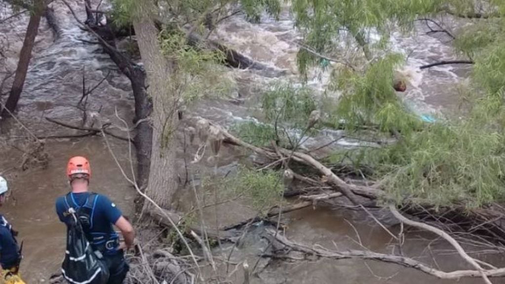 Murió una joven kayakista en el río Carcarañá