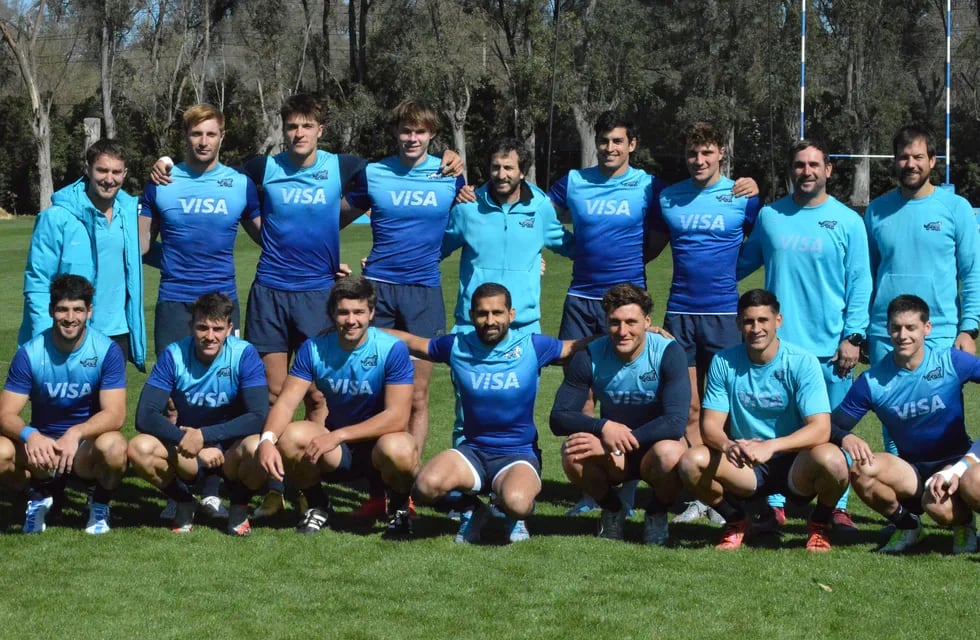 El plantel de Los Pumas 7s buscará el título. (Prensa UAR)