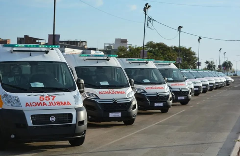 Una unidad de traslado entregada al Hospital de Posadas y 15 ambulancias para localidades del interior.