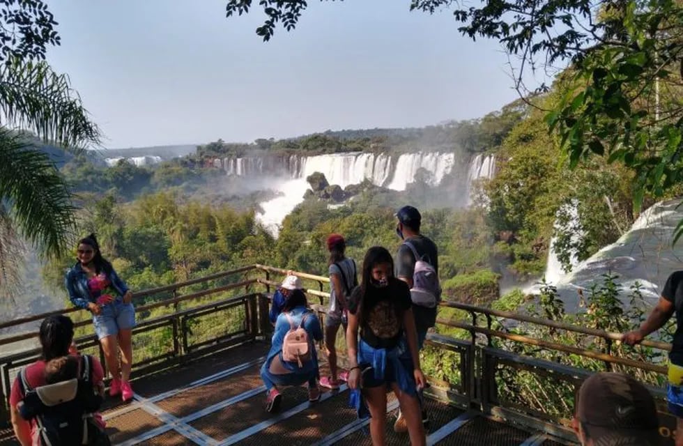 Menos turistas visitaron las Cataratas del Iguazú este fin de semana.