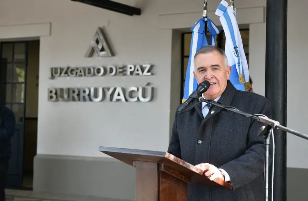 El gobernador Osvaldo Jaldo en Burruyacu donde inauguró el Juzgado de Paz en esa localidad
