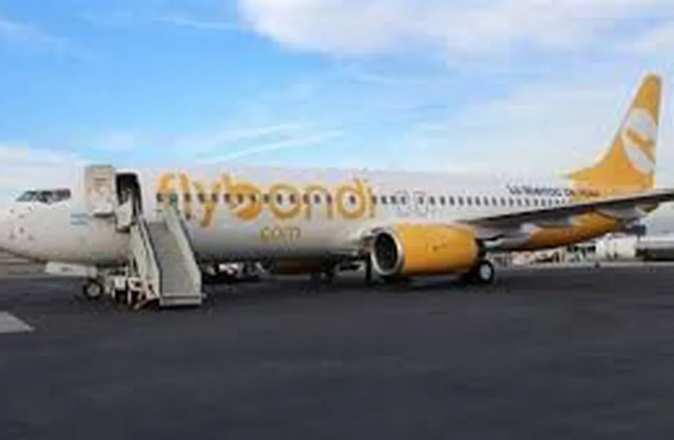 Flybondi inaugura vuelo Rosario Puerto Iguazú (La Capital)