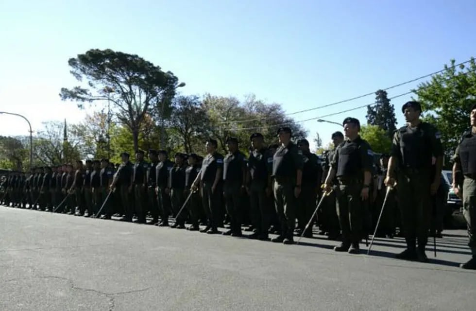 Presentaron 300 gendarmes en Córdoba.