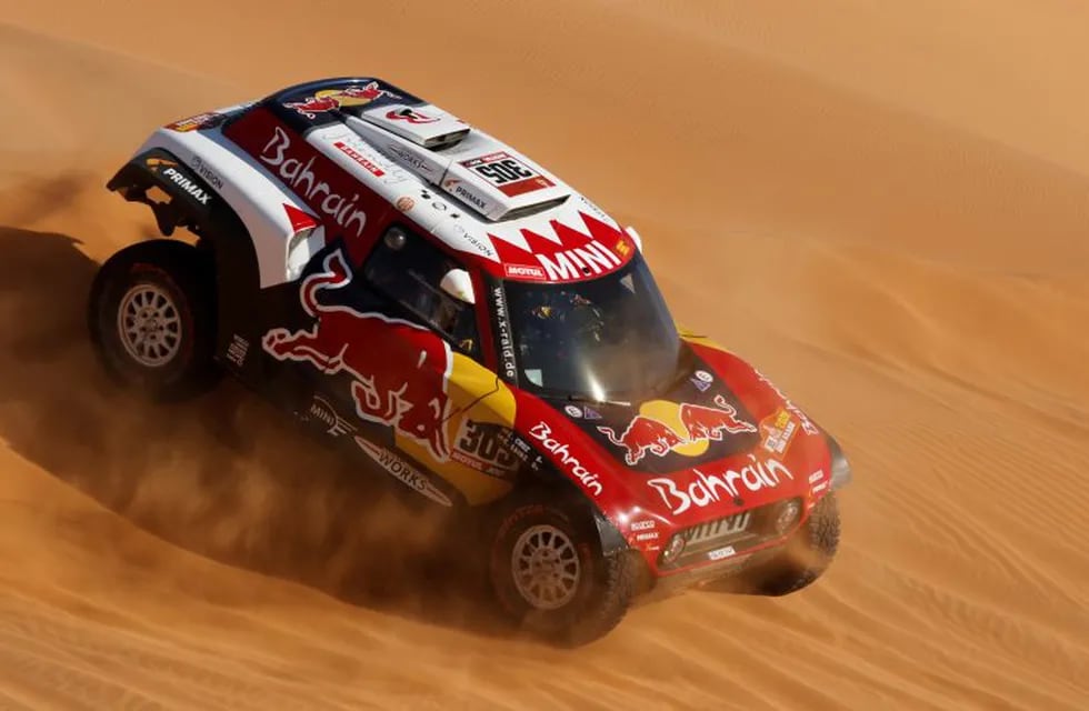 Rallying - Dakar Rally - Stage 7 - Riyadh to Wadi Al Dawasir - Riyadh, Saudi Arabia - January 12, 2020  Bahrain JCW X-Raid Team's Carlos Sainz and Lucas Cruz during stage 7  REUTERS/Hamad I Mohammed
