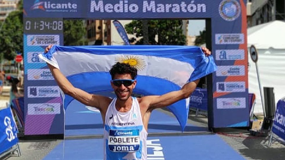 Antonio Jesús Poblete logró Plata en el medio maratón del XIX Campeonato Iberoamericano de Atletismo Alicante 2022, España.