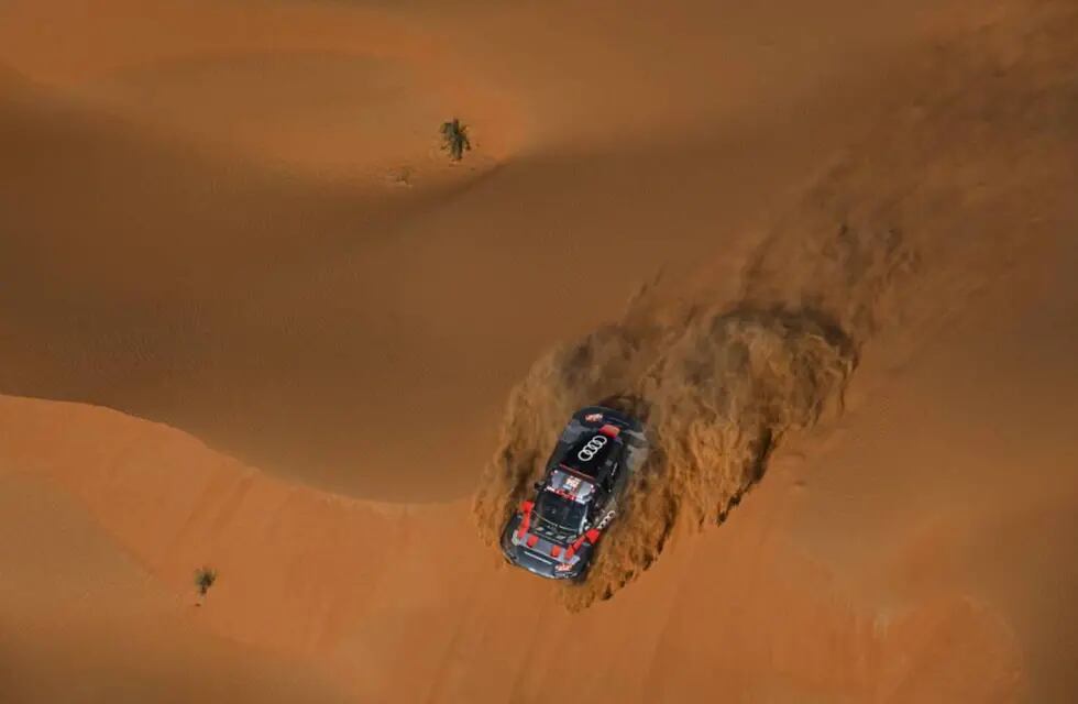 Carlos Sainz (Audi), puntero en Coches en el Dakar 2024.
