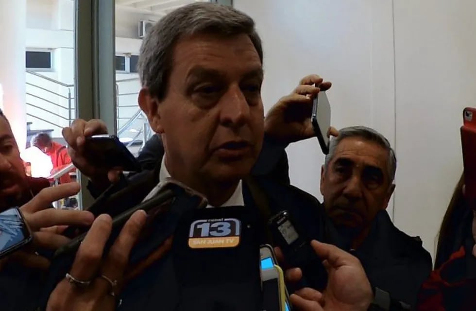 El ministro de Hacienda sanjuanino, Roberto Gattoni se quejó por las deudas de Nación.