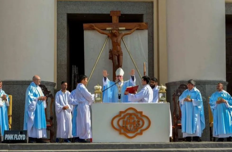 Celebraciones por el 118º aniversario de la Coronación Pontificia de la Virgen de Itatí. (Foto: La República)