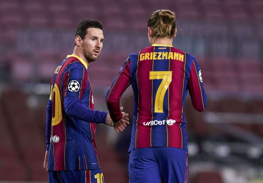 Messi y el francés Griezmann en un partido del Barcelona.