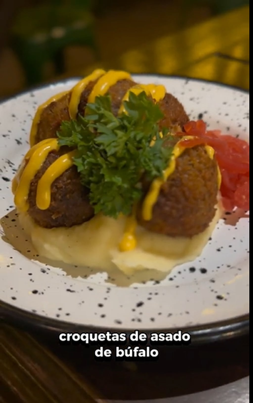 En TikTok se viralizó un restaurante por sus impactantes precios