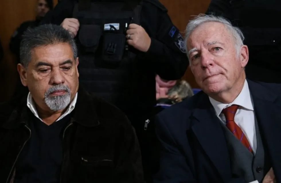 Hugo Buffarini y Carlos García en el juicio por la tragedia de calle Salta (Juan José García)
