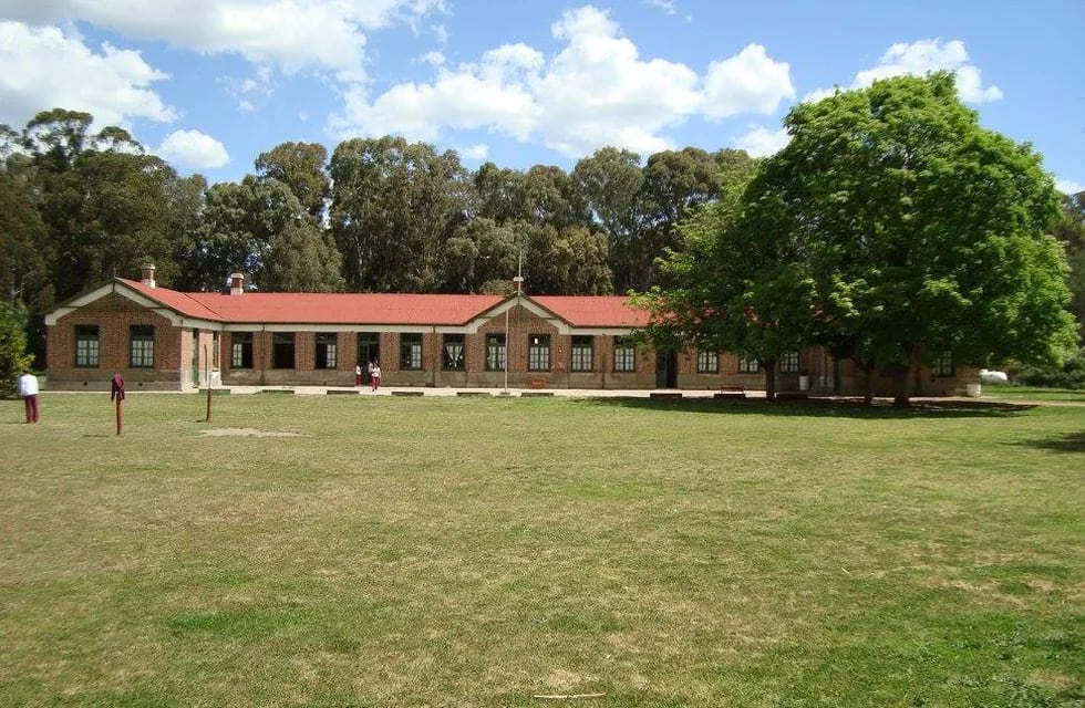 Escuela de Educación Secundaria Agraria 1 Argentino Danés.