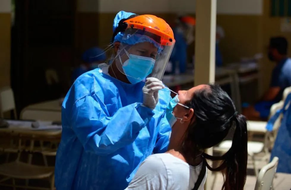 Luego de los 60 casos del lunes, San Juan tuvo un leve aumento en los contagios de coronavirus.