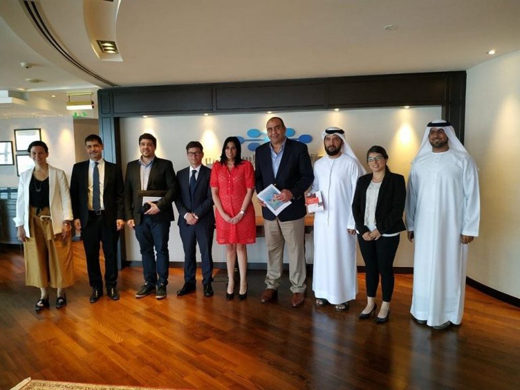 Emiratos Árabes Unidos y Misiones establecen alianzas para fomentar la robótica educativa en nuestro país