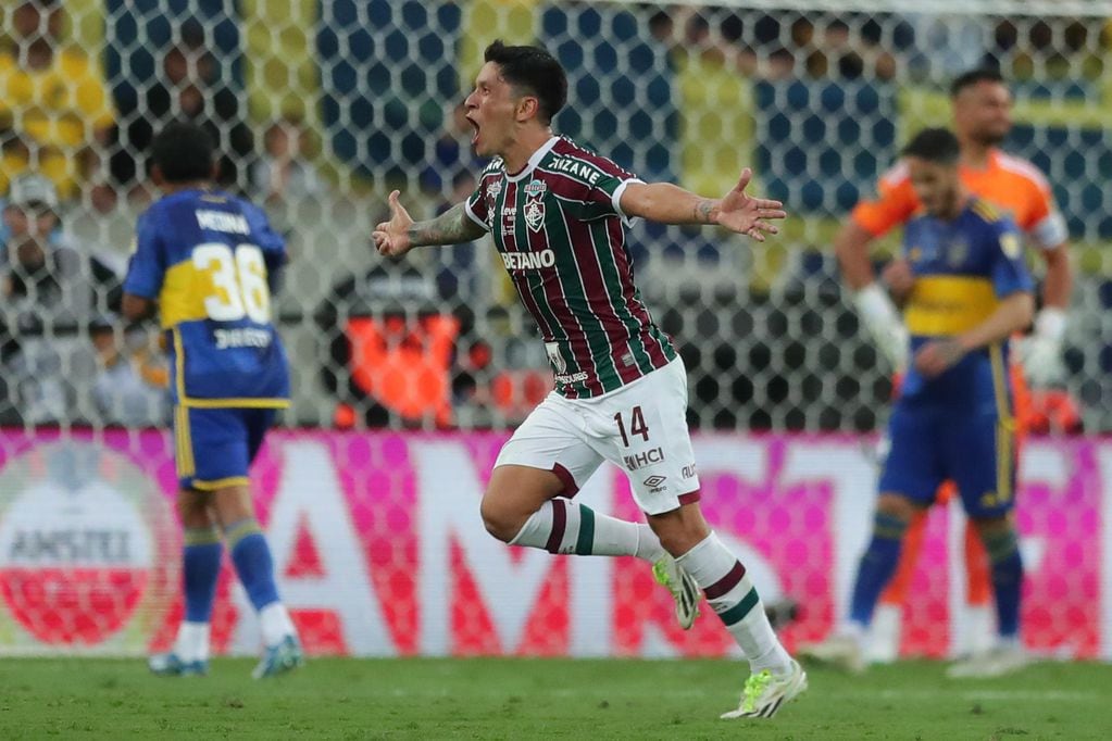 El argentino Germán Cano, de Fluminense, celebra su gol en la final de la Copa Libertadores ante Boca. EFE/ André Coelho