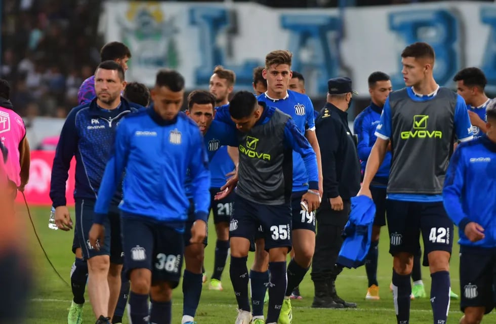 Talleres perdió ante Gimnasia en La Plata en el debut del DT portugués Pedro Caixinha. (Federico López Claro)