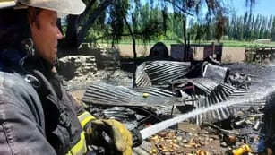 Una familia de Vista Alegre desató un incendio luego de prender un horno de barro.