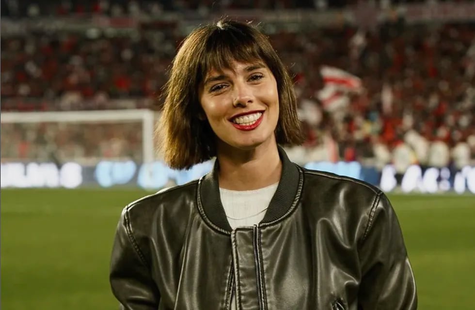 El destape ultra hot de la periodista partidaria de River Plate, Sara Sklate
