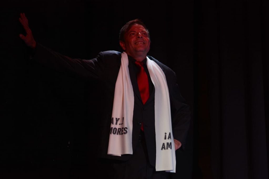 Julio Chianetta, interpretación de la obra teatral