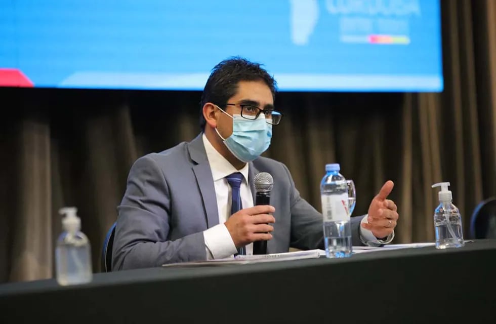 El ministro de Salud Diego Cardozo aseguró que no hay sobrante de vacunas (Prensa Gobierno de Córdoba)