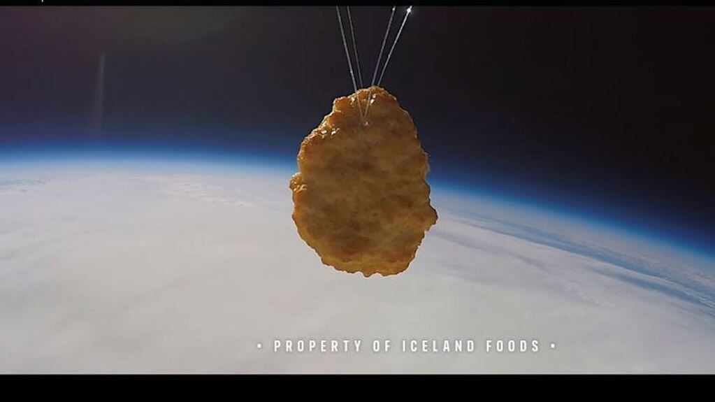 Viral: El primer nugget de pollo en el espacio (Web)