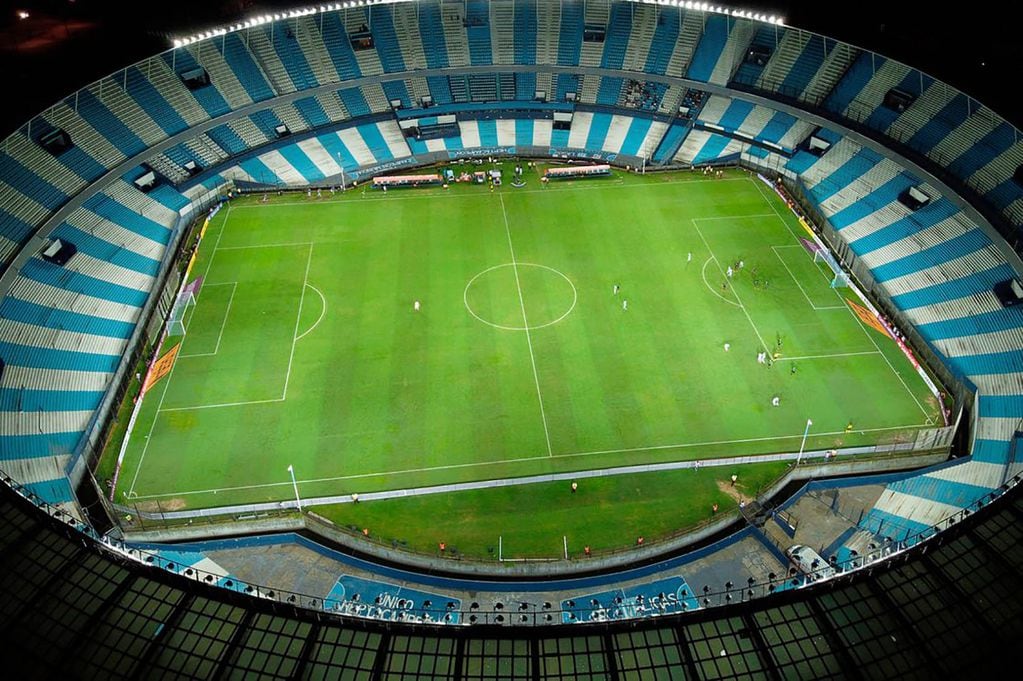 Estadio Presidente Perón - El Cilindro