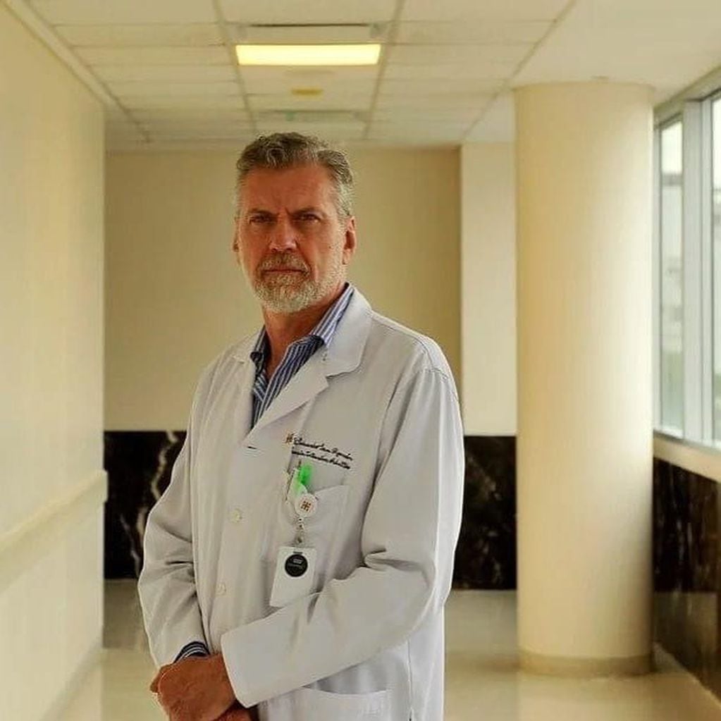 Dr. Eduardo San Román, Jefe de la Terapia Intensiva de Adultos del Hospital Italiano.
Crédito: Web