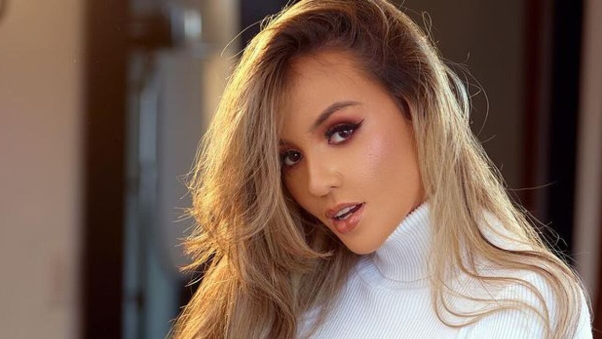 Tatiana Álvarez - Kourtney Love