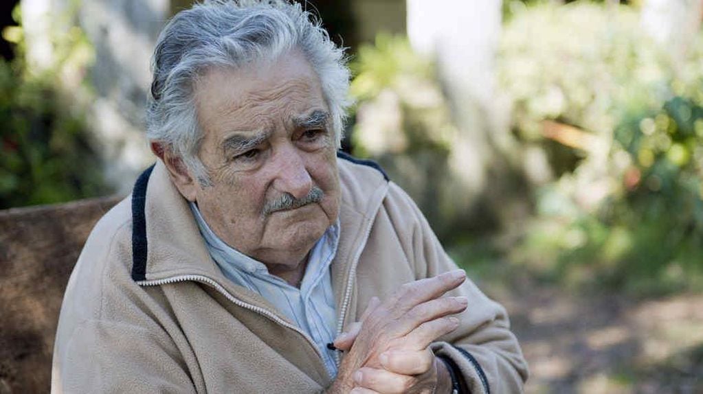El expresidente uruguayo José Mujica fue internado este martes de urgencia y será sometido a una operación