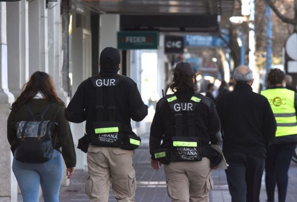 La Guardia Urbana de Rafaela (GUR) recorre las calles de la ciudad permanentemente.
