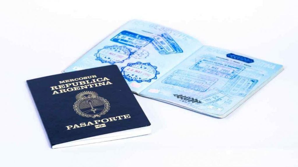 El pasaporte es el único documento válido para los argentinos que quieran visitar las Malvinas. 
