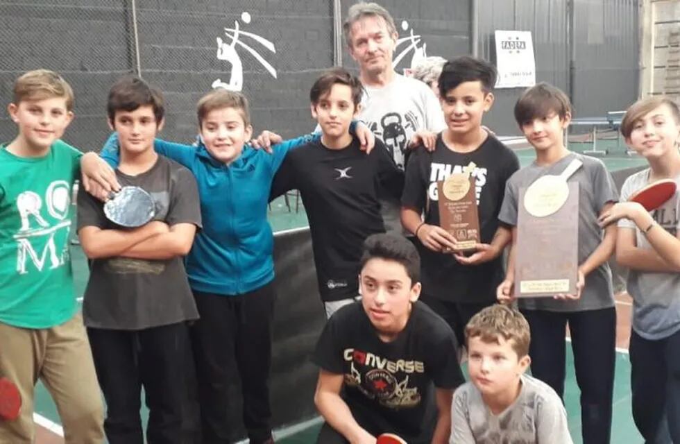 El equipo Municipal de Tenis de Mesa de Santa Rosa obtuvo grandes resultados en el Torneo Provincial de Río Tercero.