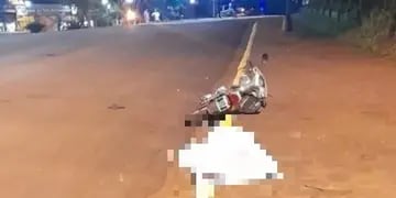 Accidente fatal en San Ignacio: un motociclista falleció tras despistar con su vehículo