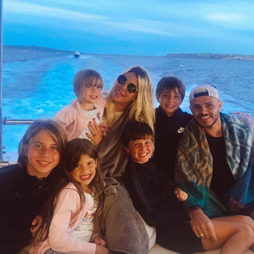 Wanda Nara con sus hijos en Ibiza (Instagram/@wanda_icardi)