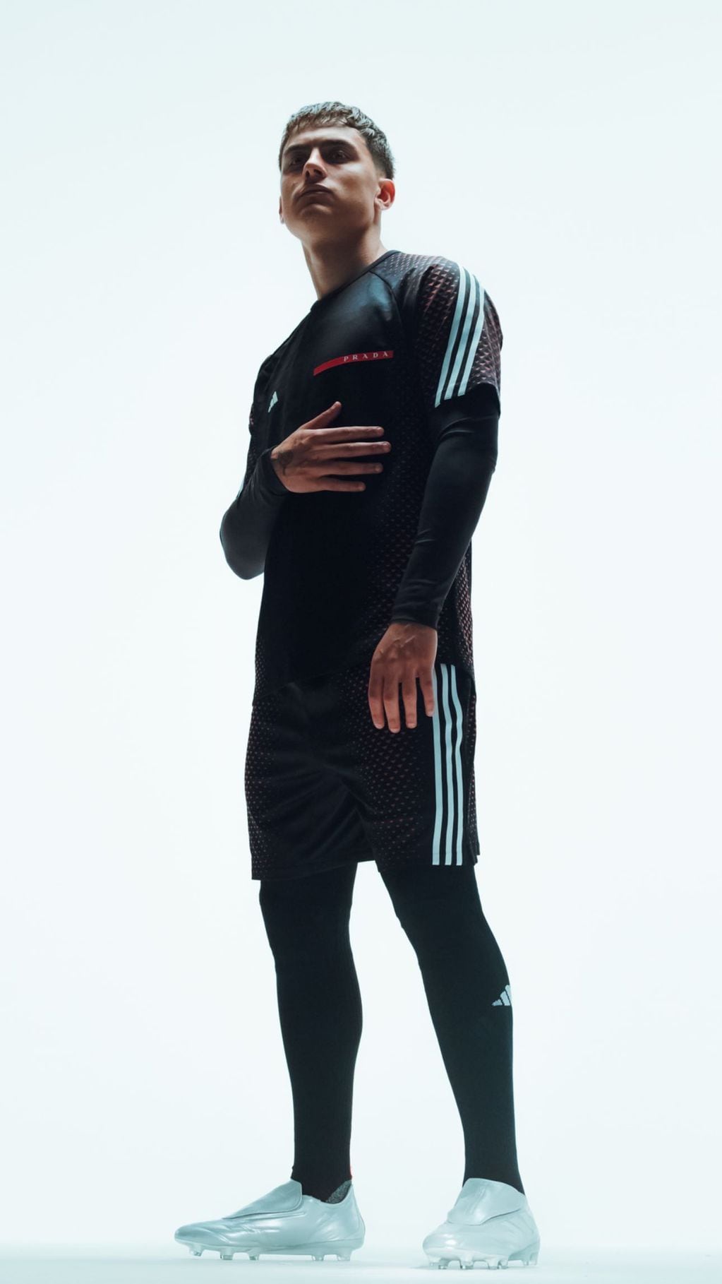 El cordobés fue elegido para representar a la nueva colección de Prada y Adidas.