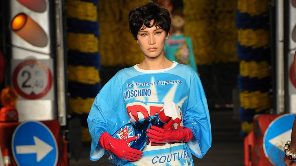 Fresh Couture de Moschino, es una de las fragancias más polémicas del mundo.