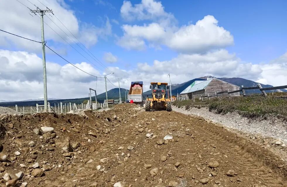 Tolhuin: reactivaron la obra de pavimentación de la ruta provincial N°1