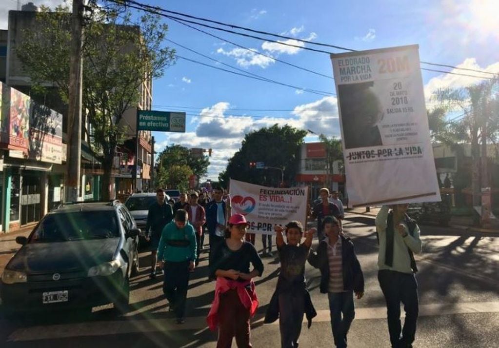 Marcha contra el aborto en Eldorado. (Foto: Misiones Online)